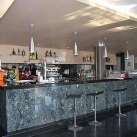 Hotel Cuatro Hermanas