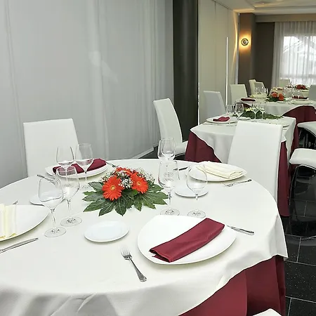 Hotel Cuatro Hermanas 3*