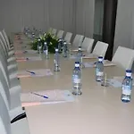 Cuatro Hermanas Hotel