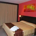 Hotel Cuatro Hermanas 3*