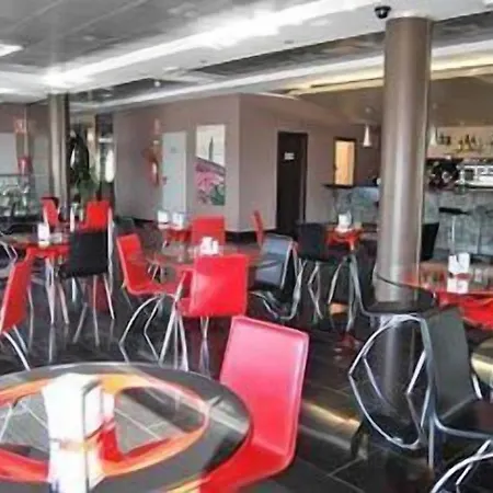 Cuatro Hermanas 酒店 3*