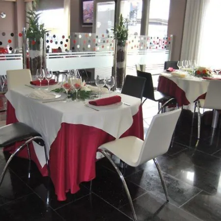 Hotel Cuatro Hermanas