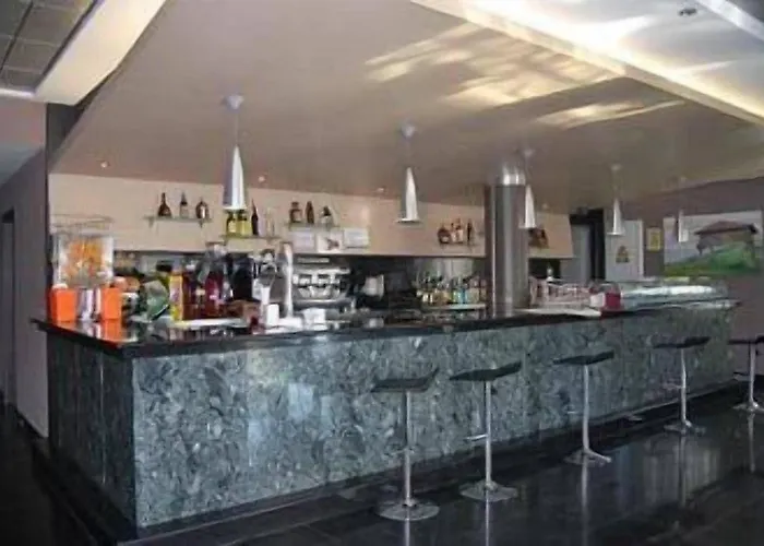 Hotell Cuatro Hermanas