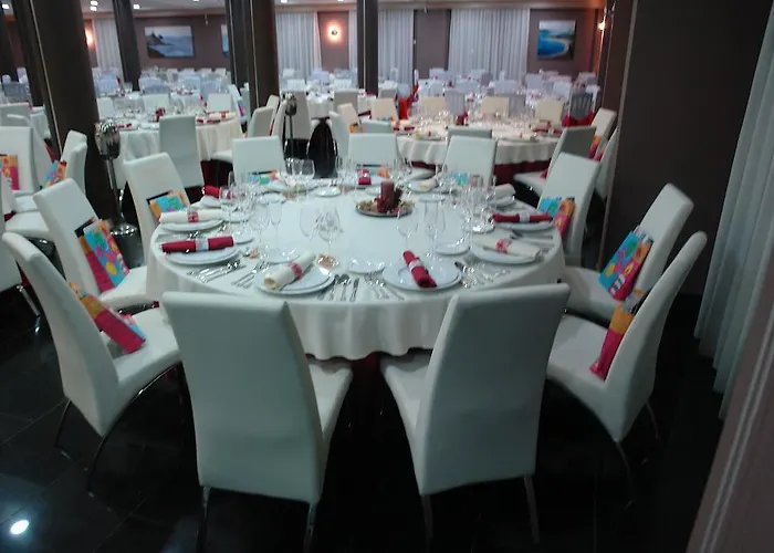 Hotell Cuatro Hermanas 3*